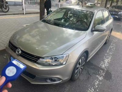 2012年1月 北京 北京汽車E系列 兩廂 1.5L 自動(dòng)樂(lè)享版圖片