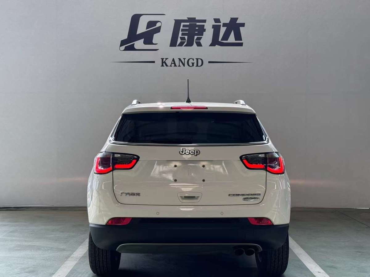 Jeep 指南者  2019款  200T 自動(dòng)典尚版圖片