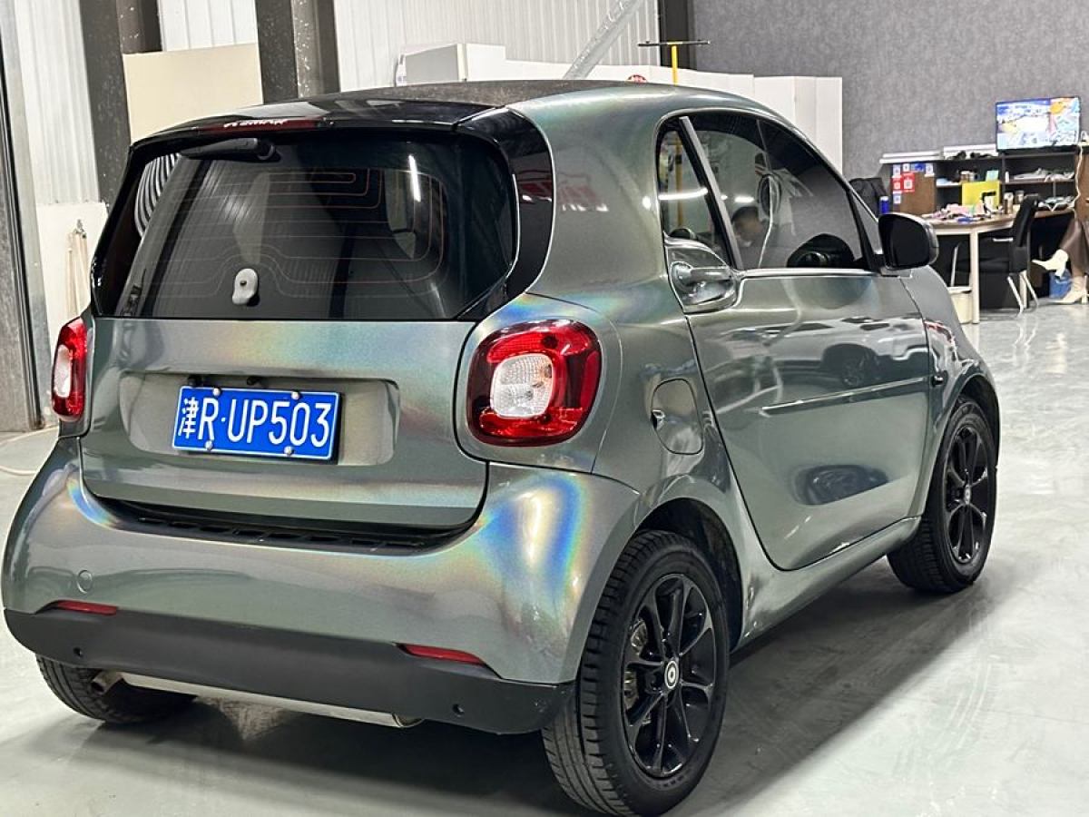 smart fortwo  2015款 1.0L 52千瓦硬頂靈動(dòng)版圖片