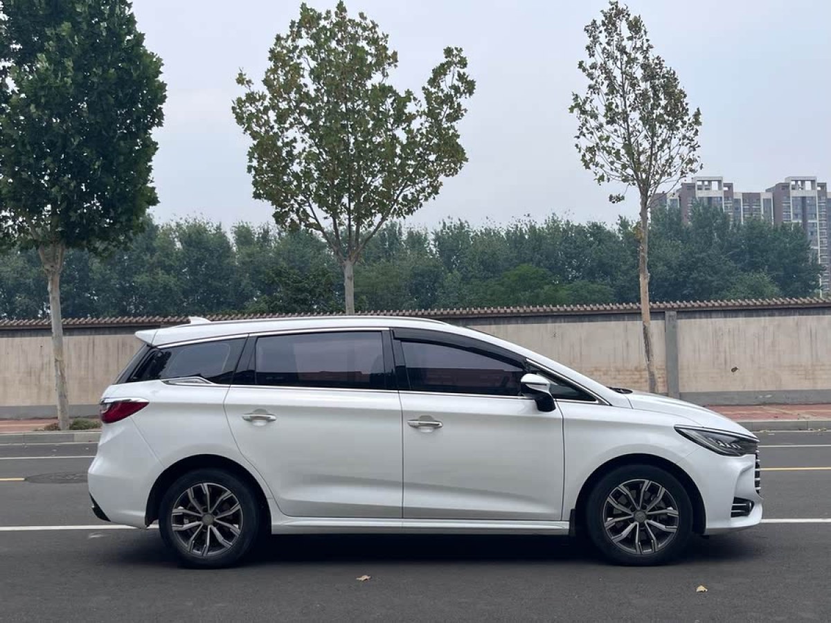 比亞迪 宋MAX  2019款  1.5T 自動智聯(lián)睿動型 7座 國VI圖片