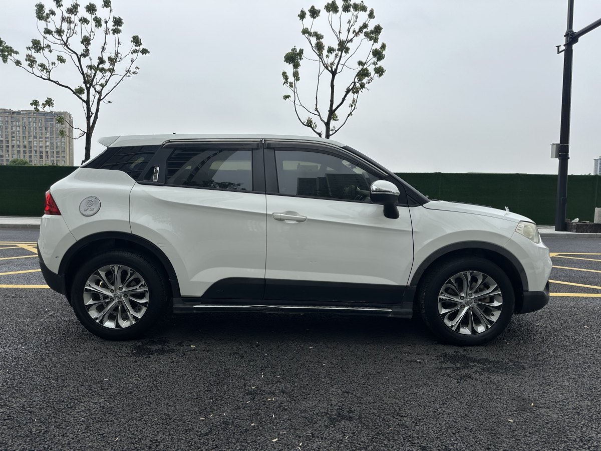 中華 V3  2019款  1.5L 手動(dòng)精英型圖片