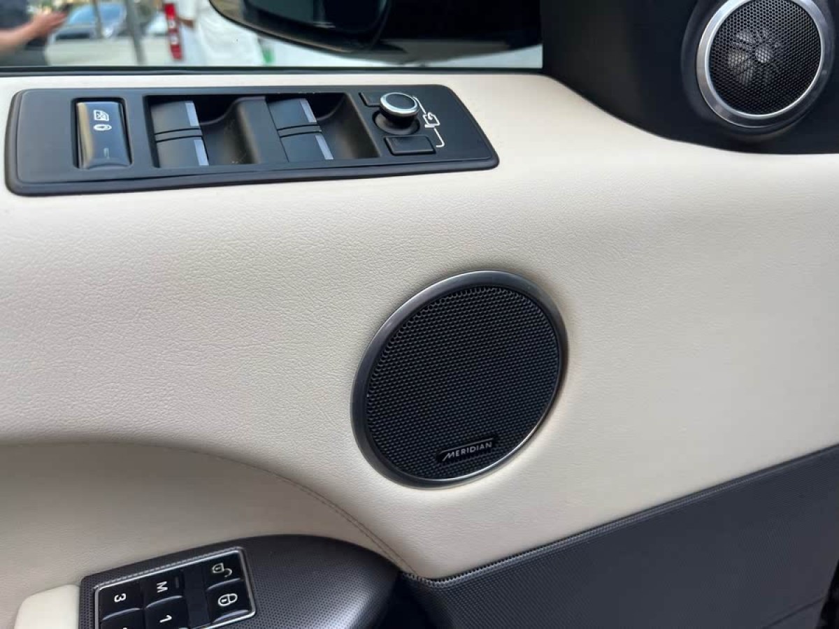 路虎 攬勝運動版  2014款 3.0 V6 SC HSE DYNAMIC圖片