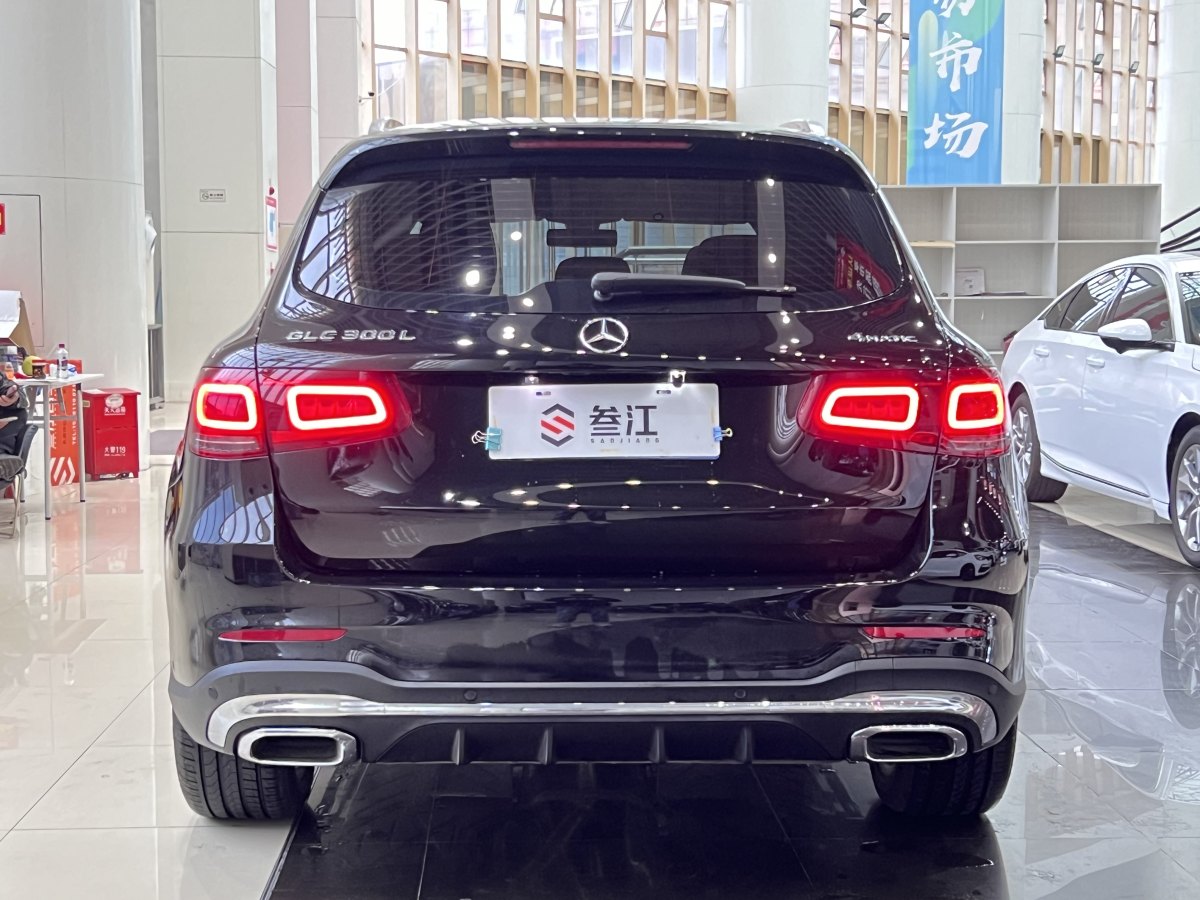 奔馳 奔馳GLC  2022款 改款 GLC 300 L 4MATIC 動感型臻藏版圖片