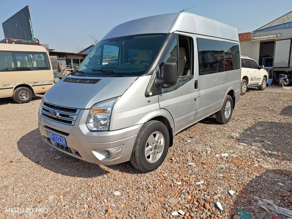 福特 新世代全順  2015款 2.4T短軸7座中低頂豪華型客車圖片