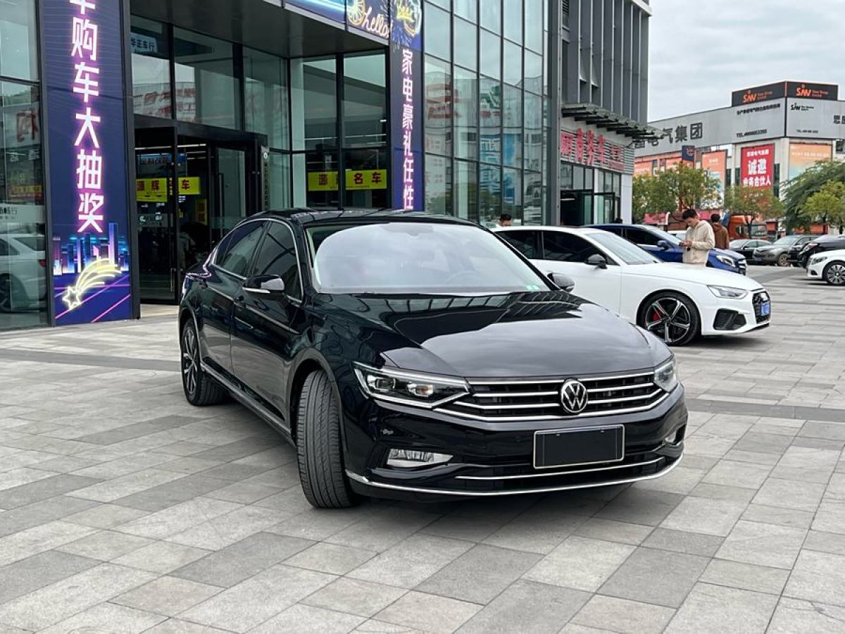 大眾 邁騰  2020款 330TSI DSG 領(lǐng)先型圖片