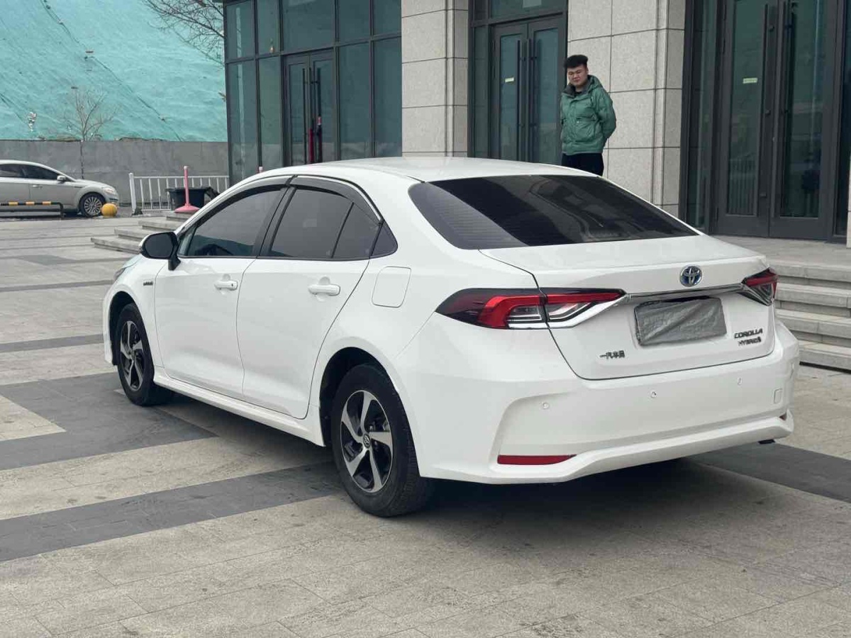 豐田 卡羅拉  2021款 雙擎 1.8L E-CVT精英版圖片