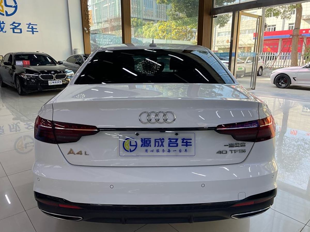 奧迪 奧迪A4L  2022款 40 TFSI 豪華動感型圖片