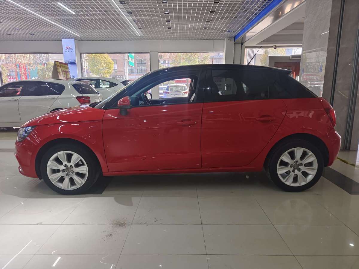 奧迪 奧迪A1  2014款 30 TFSI Sportback時(shí)尚型圖片