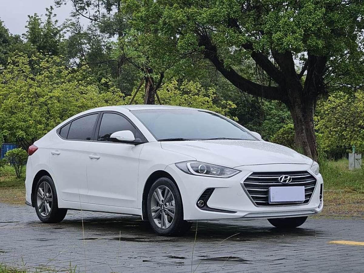 現(xiàn)代 領(lǐng)動  2016款 1.6L 手動智炫?青春型圖片