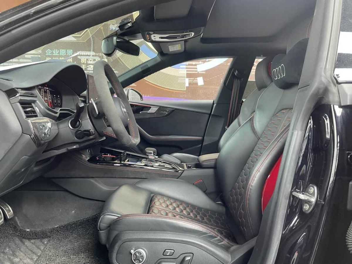 奧迪 奧迪RS 5  2021款 RS5 Sportback 黑曜版圖片