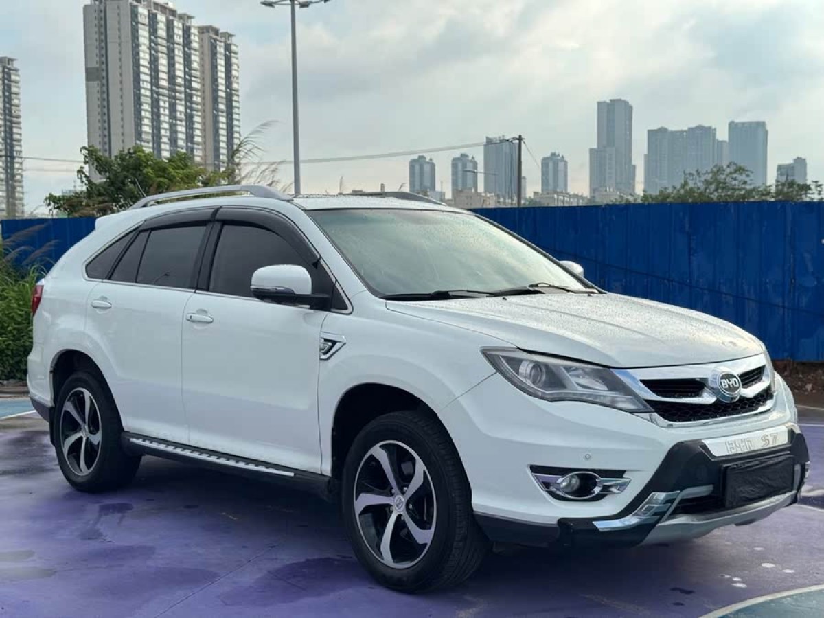 比亞迪 S7  2015款 2.0T 自動(dòng)尊貴型圖片