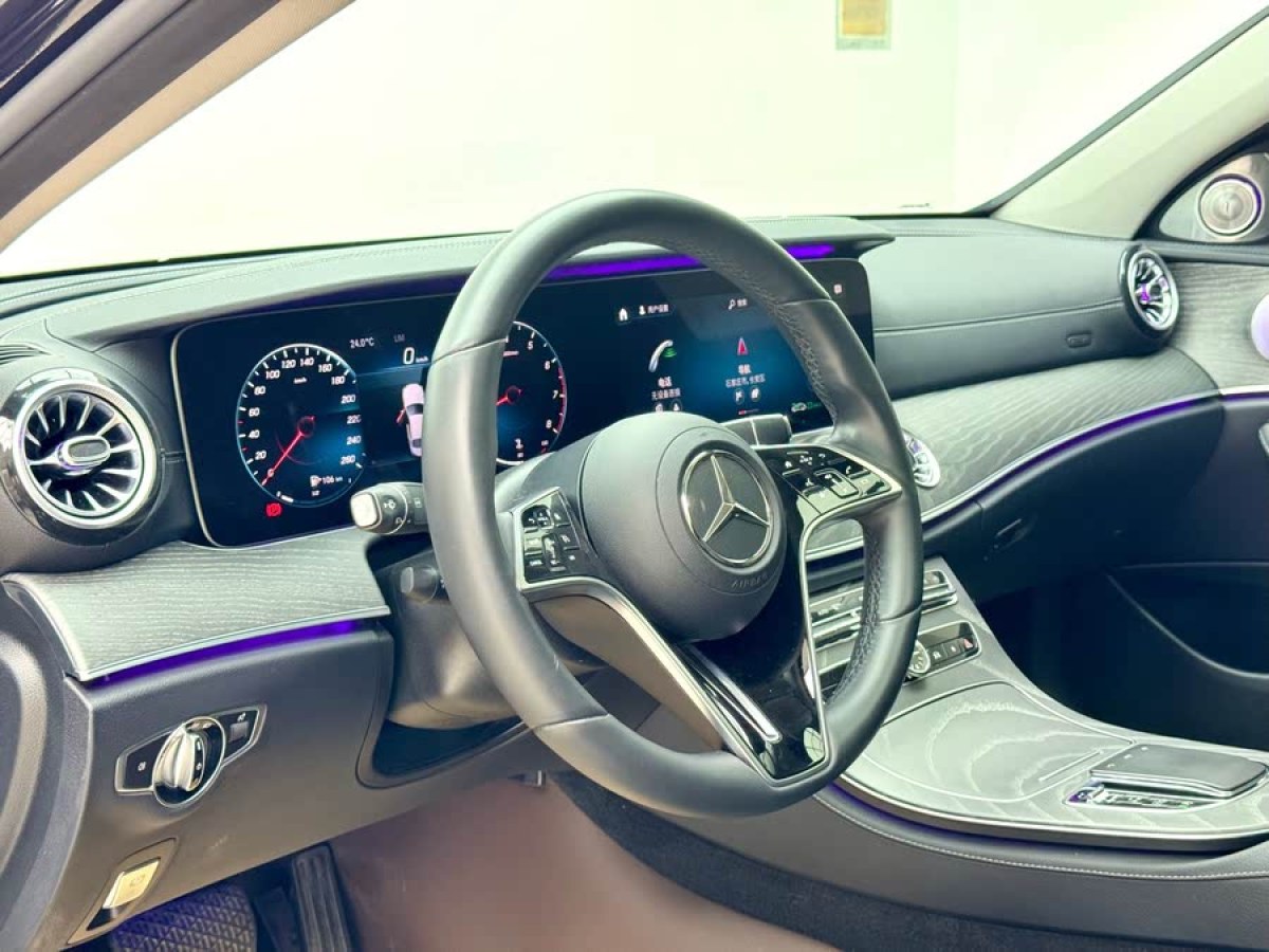 奔馳 奔馳E級  2023款 改款 E 300 L 豪華型圖片