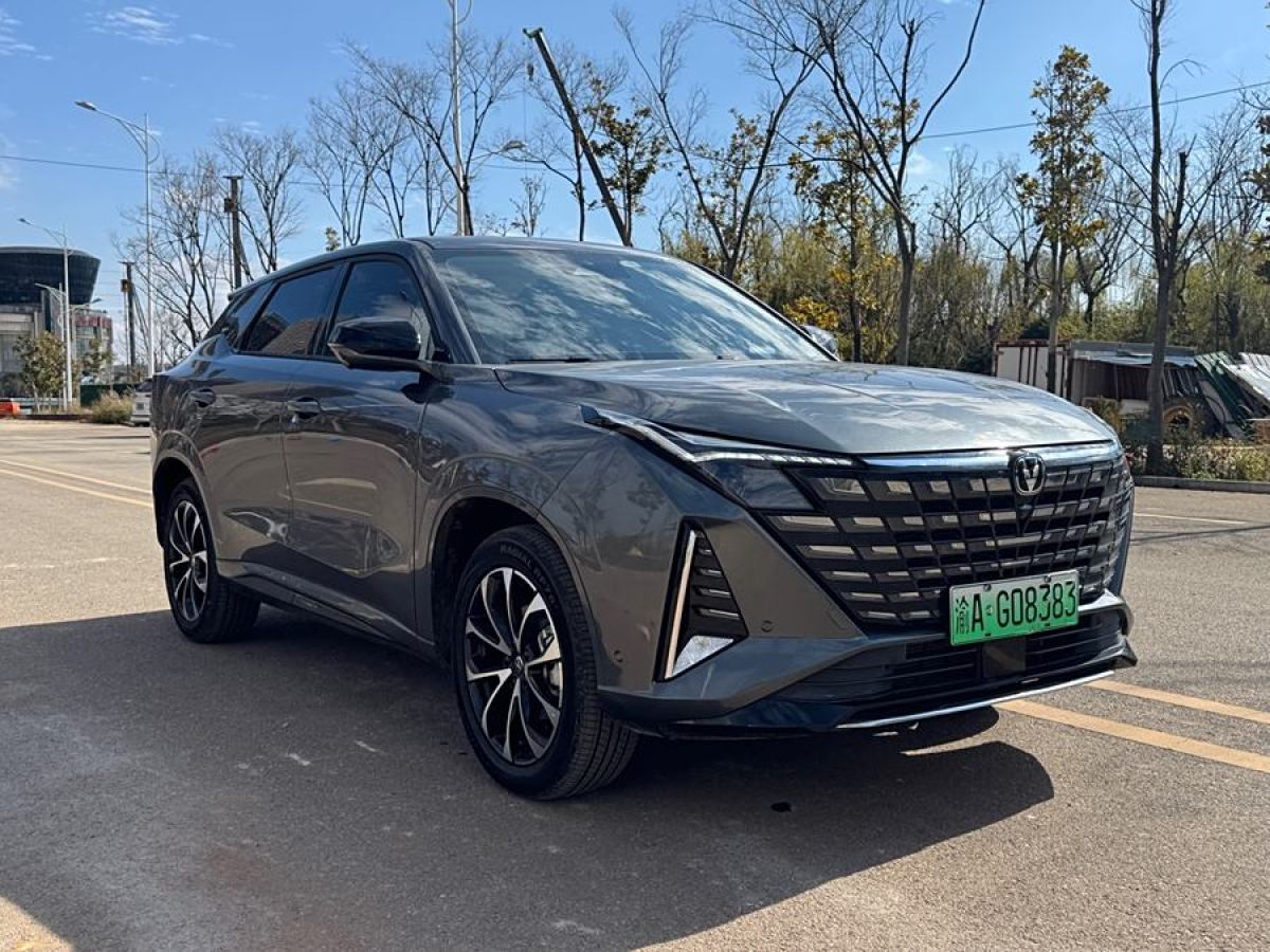 長(zhǎng)安 長(zhǎng)安UNI-Z新能源  2024款 藍(lán)鯨智電iDD 125km 超越型圖片