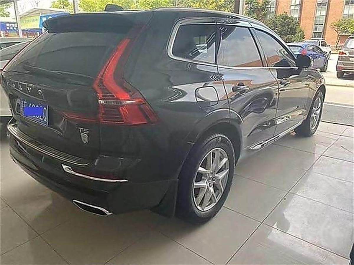 沃爾沃 XC60  2021款 T5 四驅智逸豪華版圖片