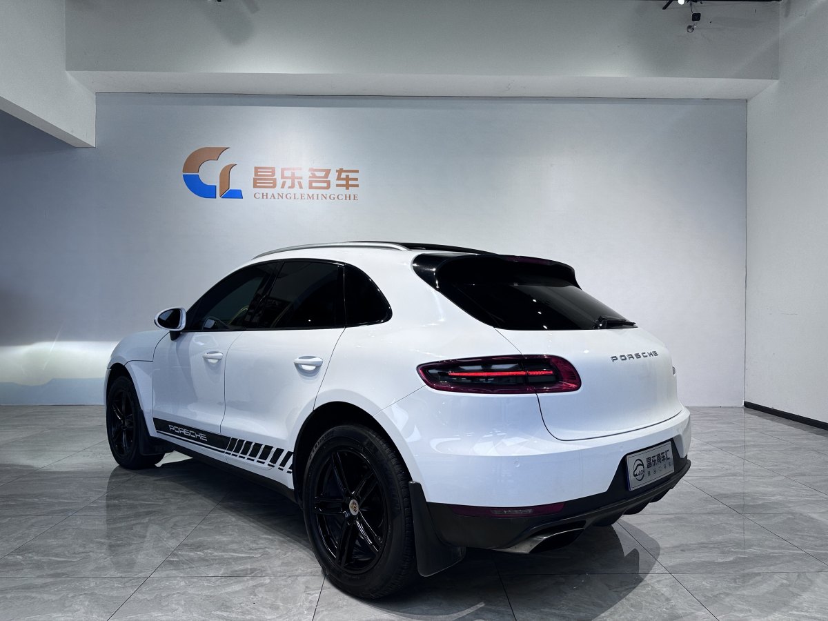 保時(shí)捷 Macan  2014款 Macan 2.0T圖片