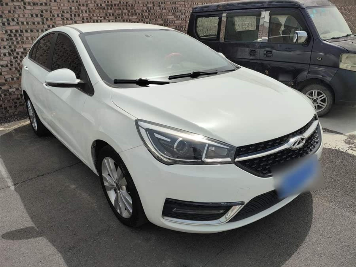 奇瑞 艾瑞澤5  2016款 1.5L 手動領(lǐng)潮版圖片