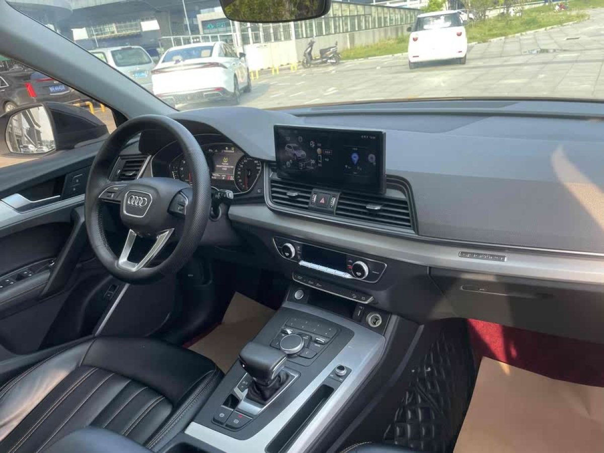 奧迪 奧迪Q5L  2020款 改款 40 TFSI 榮享進(jìn)取型圖片