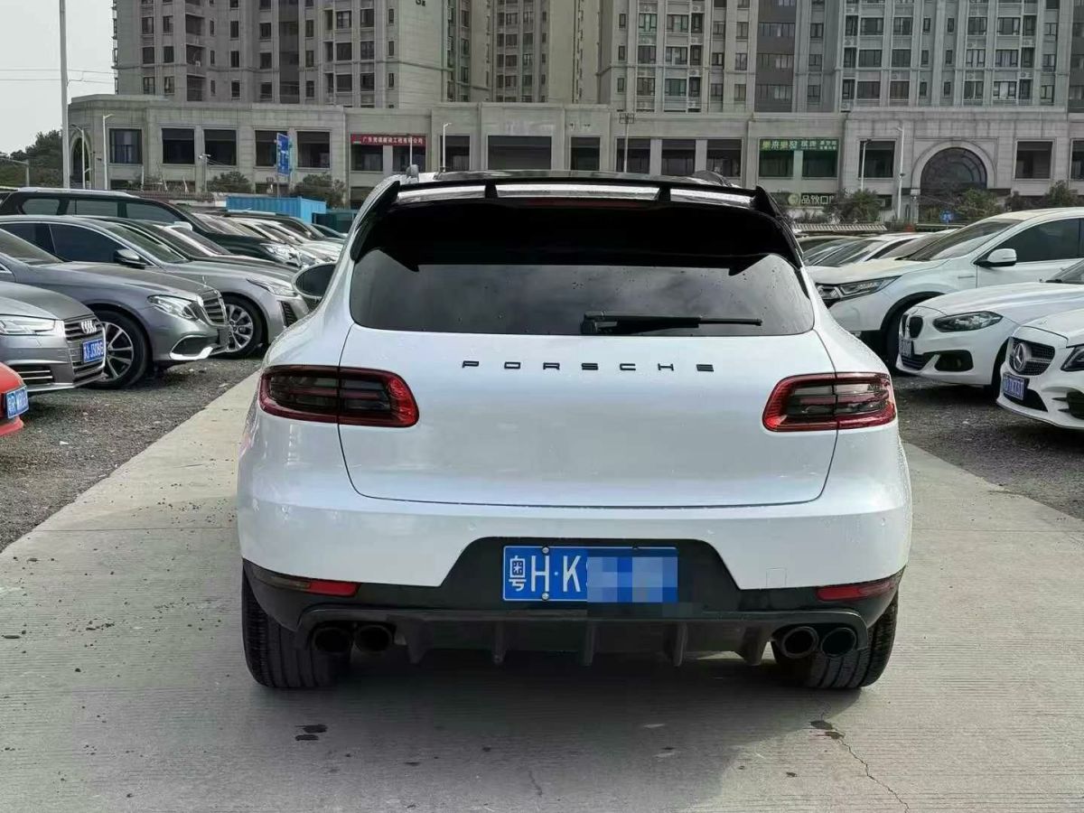 保時(shí)捷 Macan 圖片