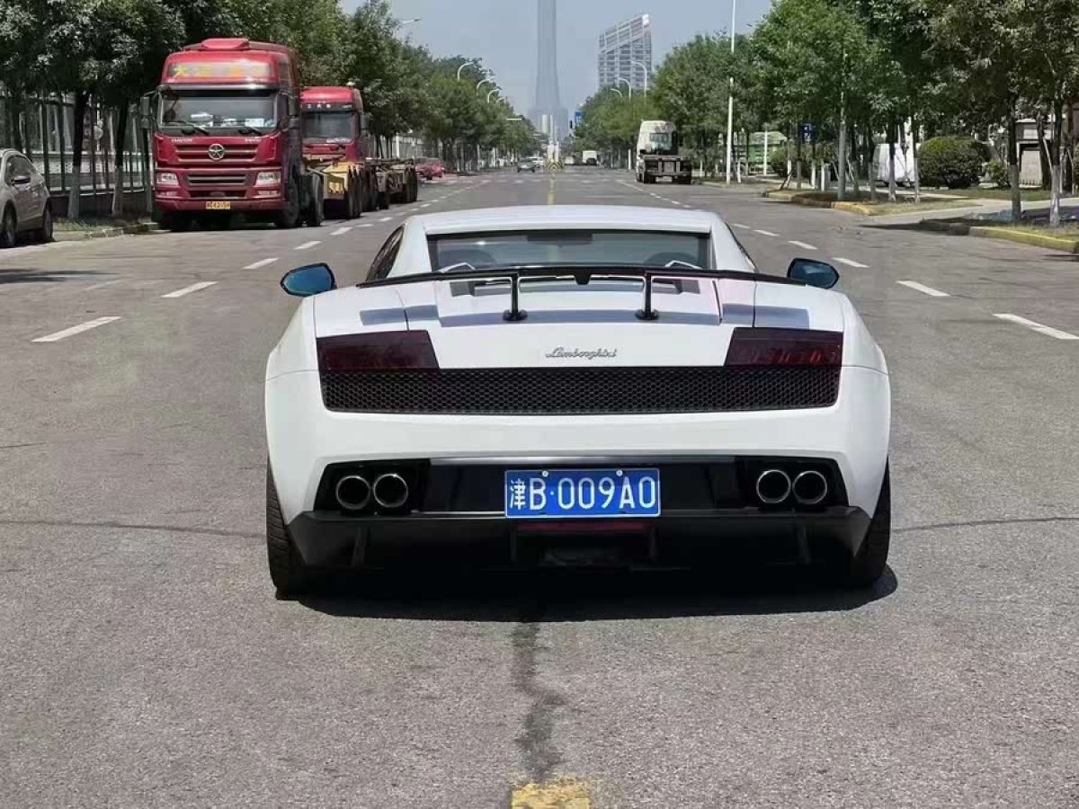 蘭博基尼 Gallardo  2010款 LP 550-2 標(biāo)準(zhǔn)版圖片