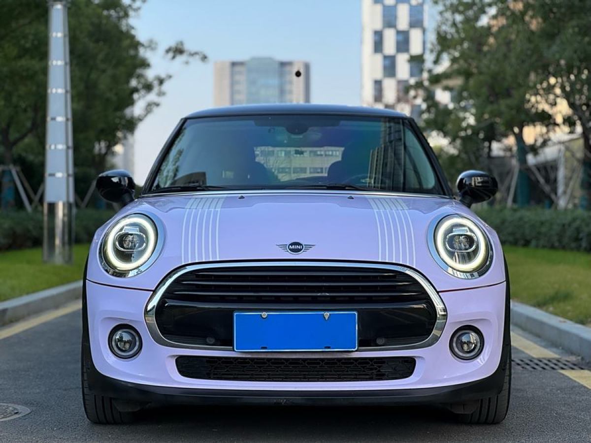 MINI MINI  2021款 1.5T COOPER 經(jīng)典派圖片