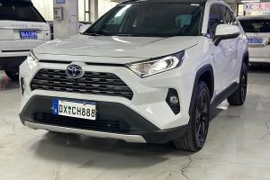 RAV4荣放 丰田 双擎 2.5L E-CVT四驱旗舰版