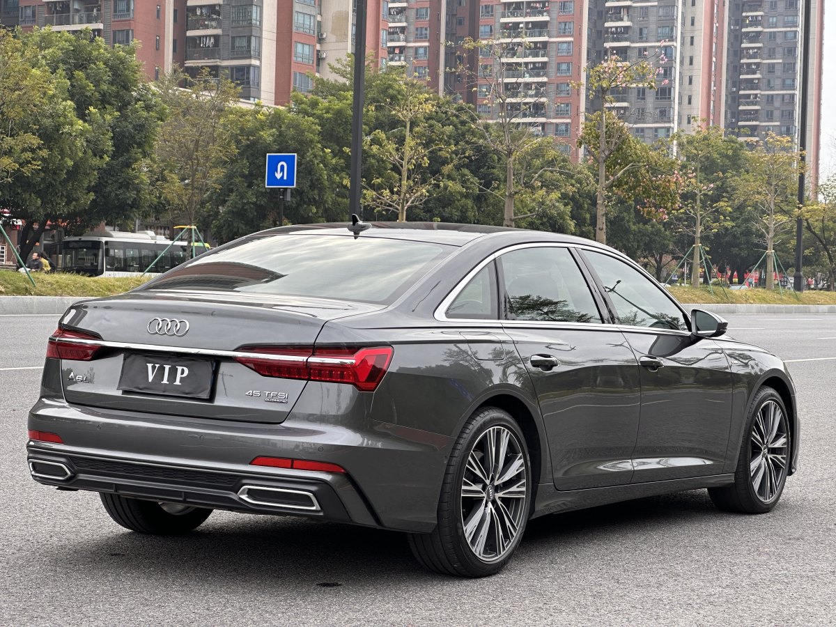 奧迪 奧迪A6L  2021款 45 TFSI quattro 臻選動感型圖片