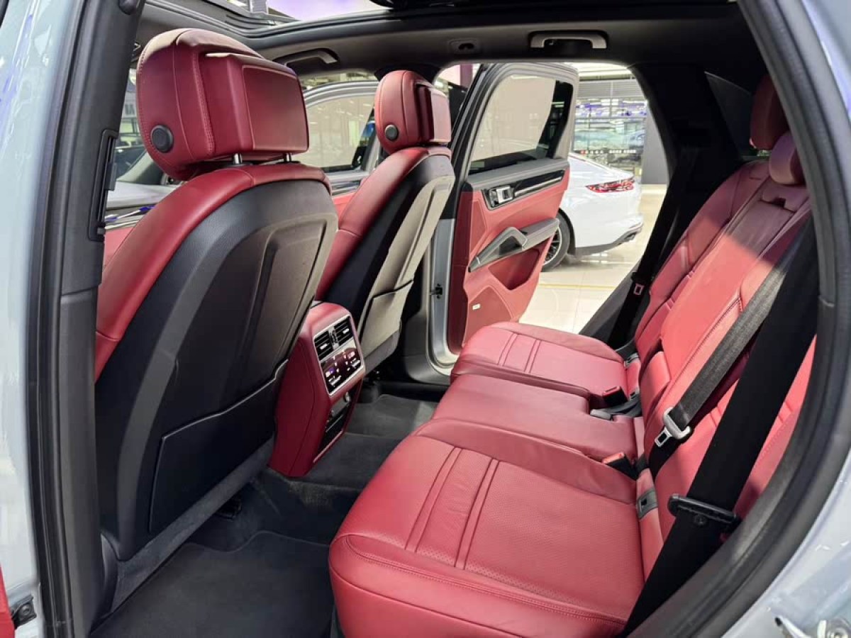 保時捷 Cayenne新能源  2022款 Cayenne E-Hybrid 2.0T 鉑金版圖片