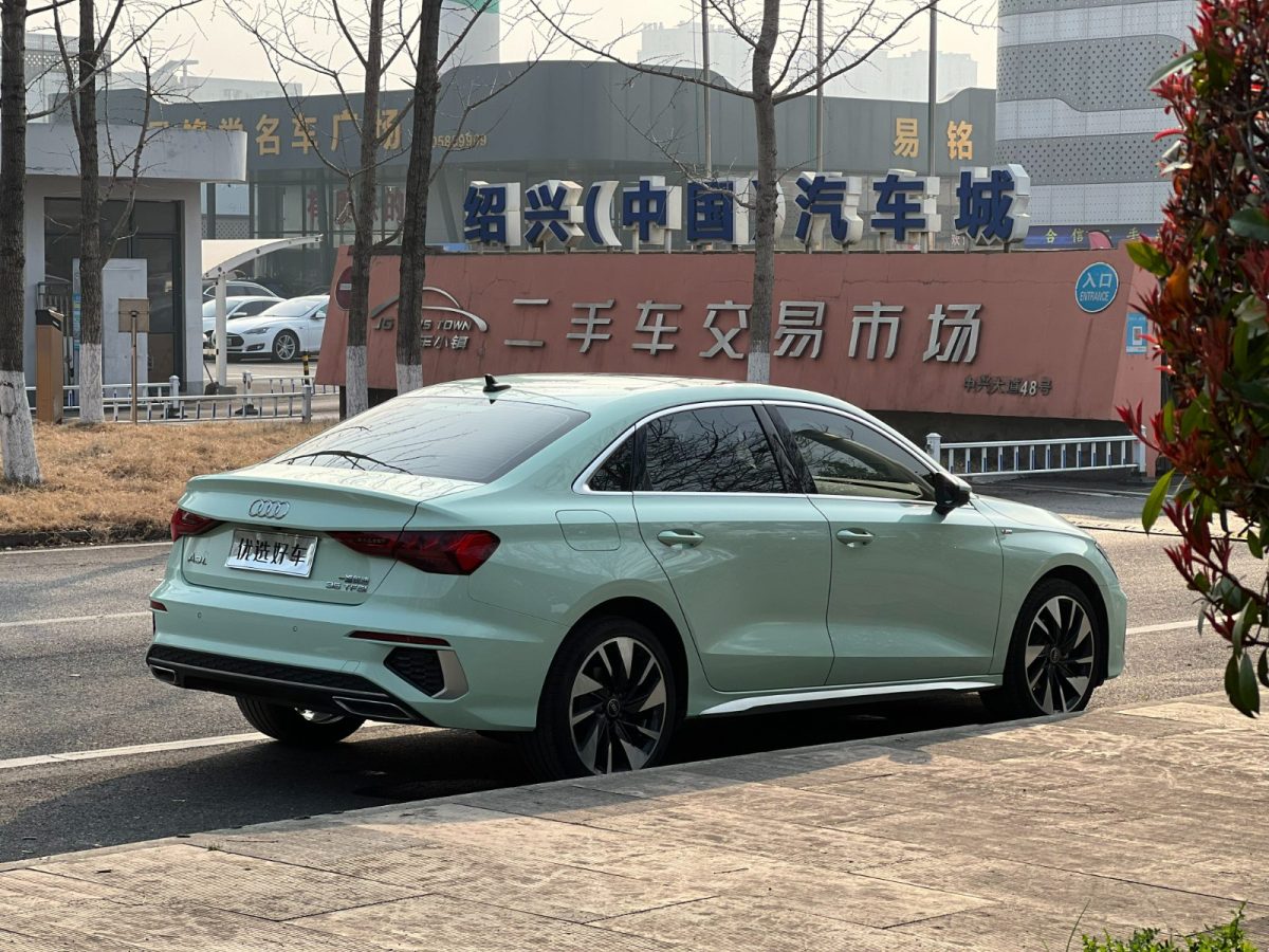 奧迪 奧迪A3  2023款 改款 A3L Limousine 35 TFSI 時尚運動型圖片