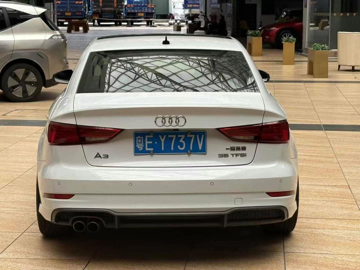 奧迪 奧迪A3  2019款 A3 35TFSI Limousine時(shí)尚型圖片