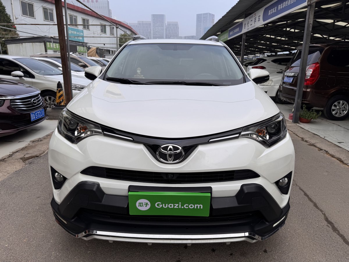 豐田 RAV4  2016款 榮放 2.0L CVT兩驅(qū)風(fēng)尚版圖片