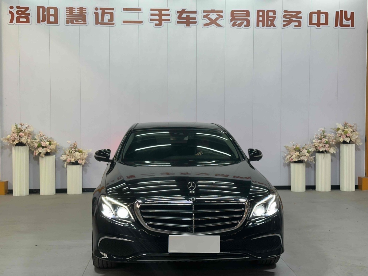 奔馳 奔馳E級(jí)  2019款 改款 E 300 L 豪華型圖片