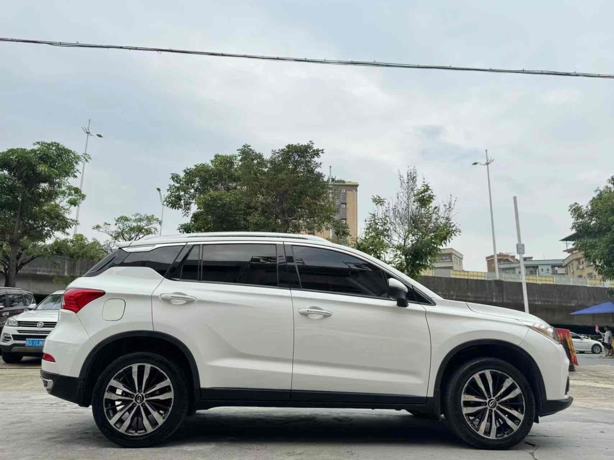 廣汽傳祺 GS4  2015款 200T G-DCT豪華版圖片