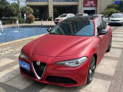 2017年6月 阿尔法·罗密欧 Giulia 2.0T 200HP 豪华版图片