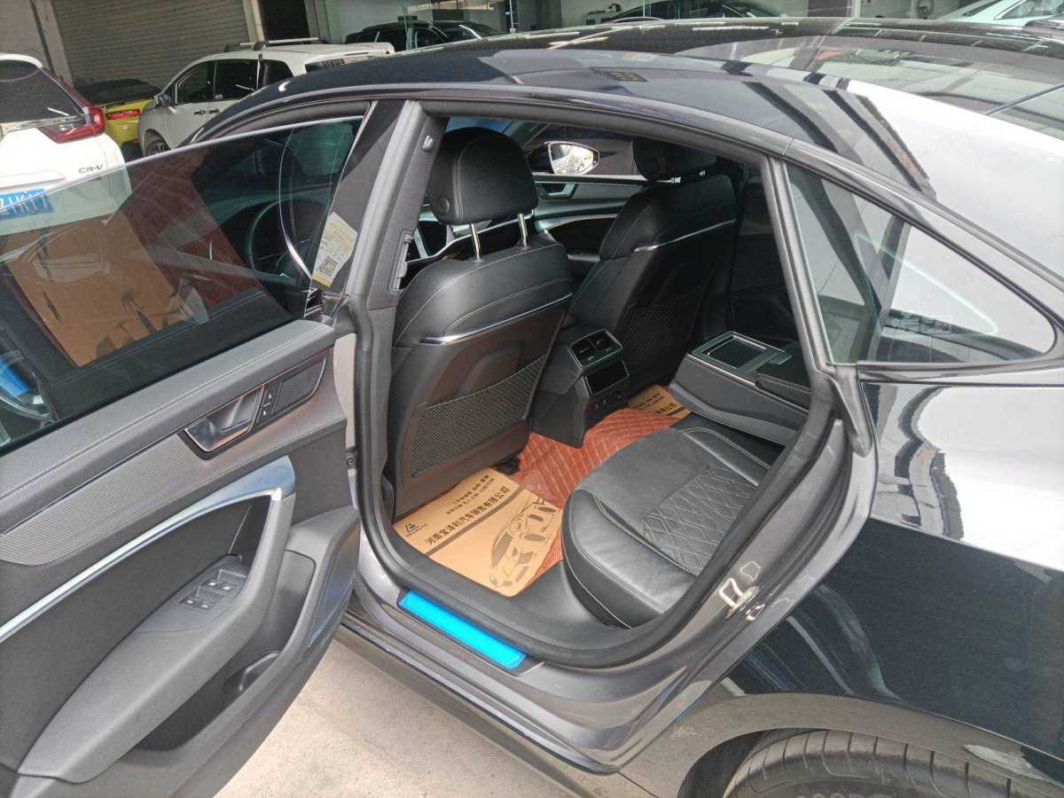 奧迪 奧迪A7L  2022款 45 TFSI quattro S-line 風(fēng)騎士圖片