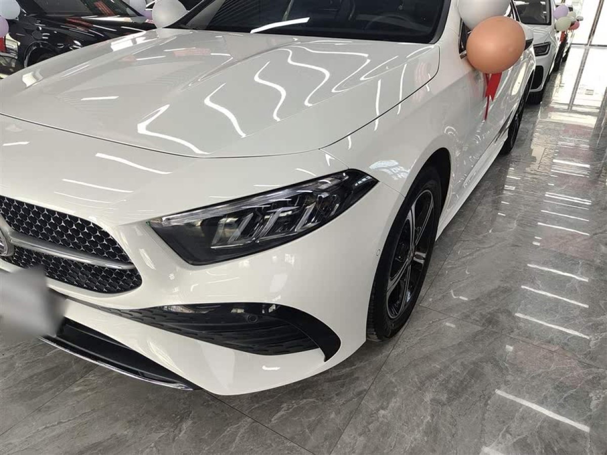 奔馳 奔馳A級  2023款 A 200 L 時尚型圖片