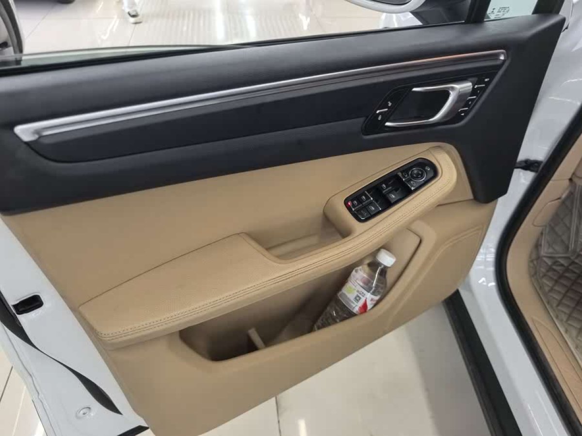 保時(shí)捷 Macan  2017款 Macan 2.0T圖片