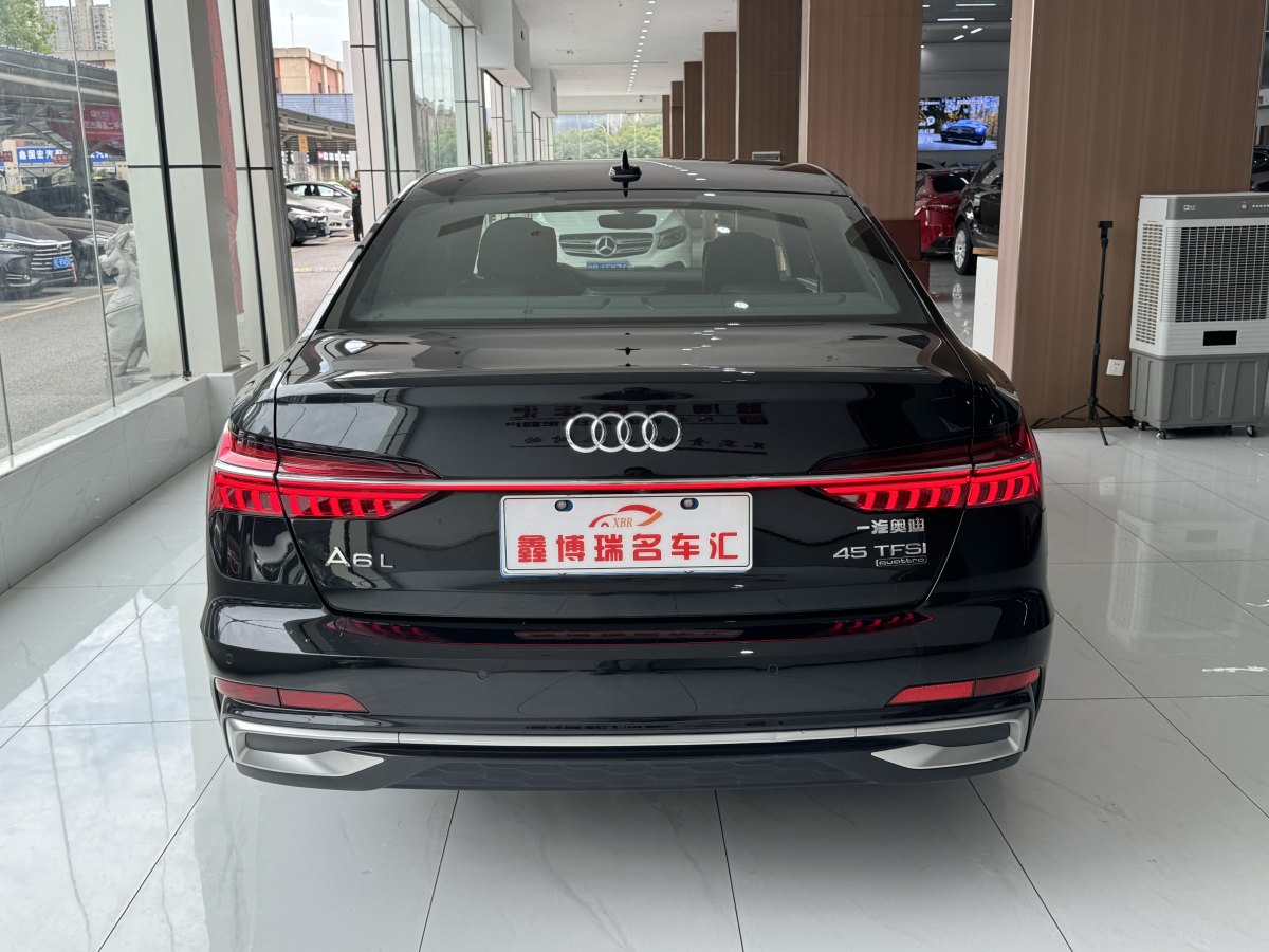 奧迪 奧迪A6L  2023款 改款 45 TFSI quattro 臻選動感型圖片