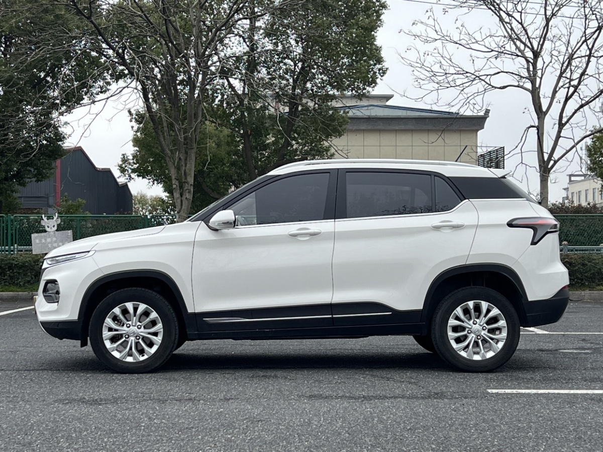 寶駿 310  2019款 1.2L 自動舒適型圖片