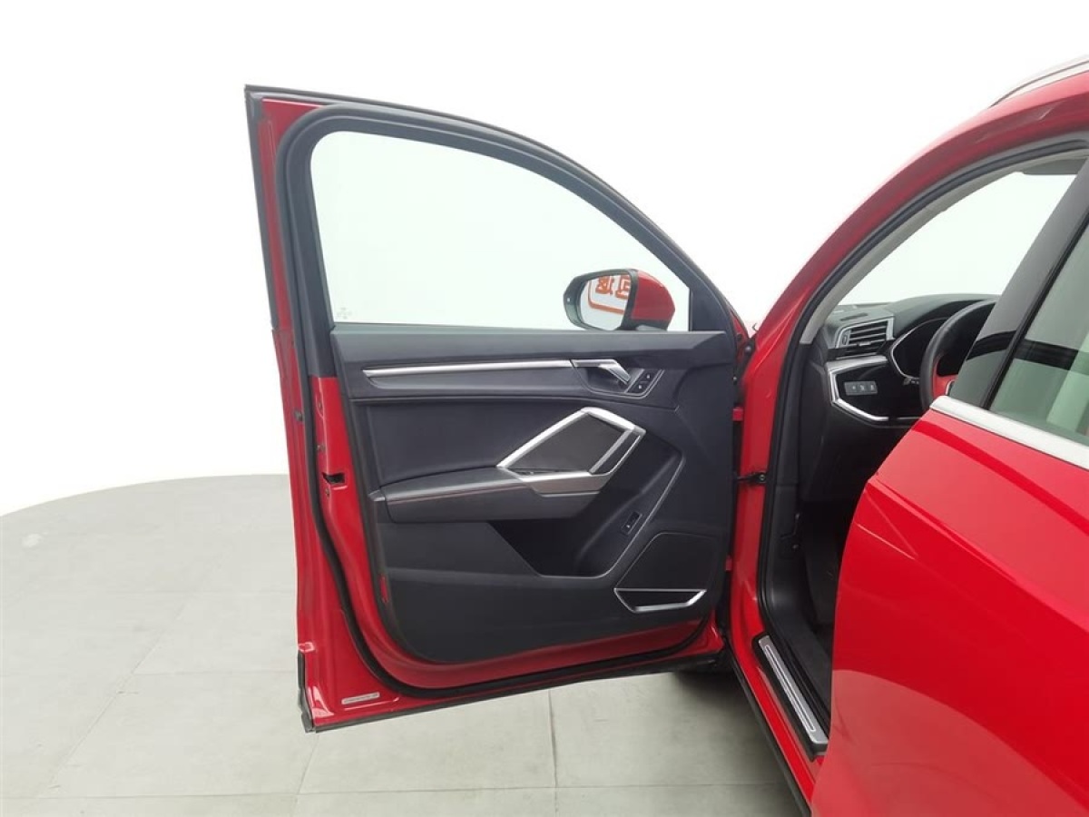 奧迪 奧迪Q3  2019款  40 TFSI 時尚致雅型圖片