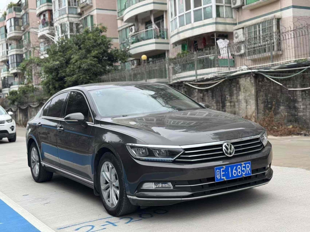 大众 迈腾  2018款 改款 330TSI DSG 豪华型图片