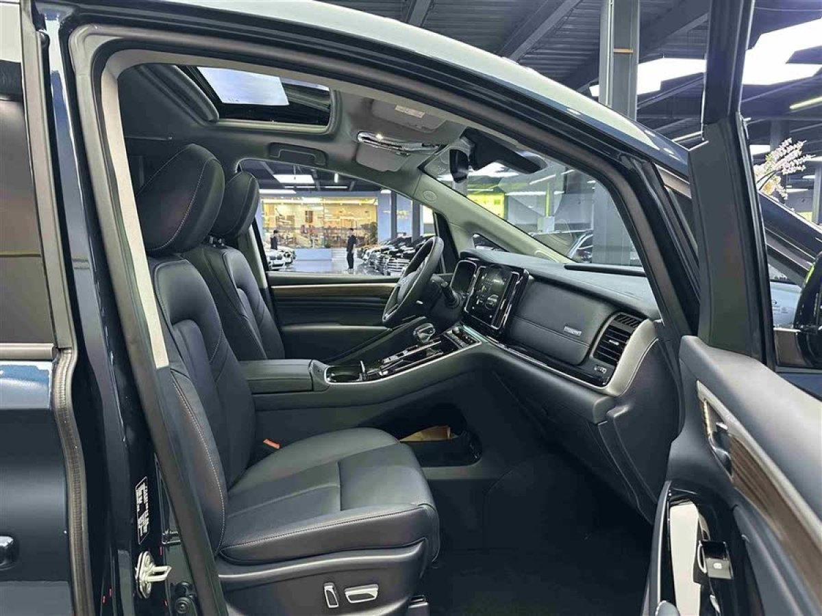 廣汽傳祺 M8  2024款 大師系列 390T 至尊版圖片