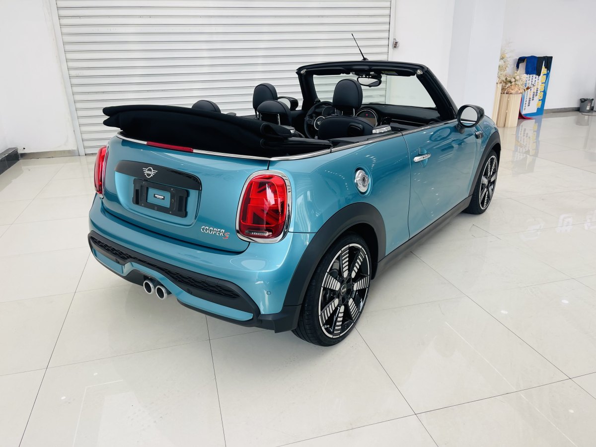 MINI MINI  2023款 改款二 2.0T COOPER S CABRIO 藝術家圖片