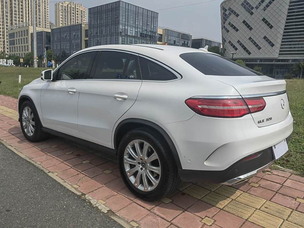 2018年2月奔馳 奔馳GLE轎跑  2017款 GLE 320 4MATIC 轎跑SUV