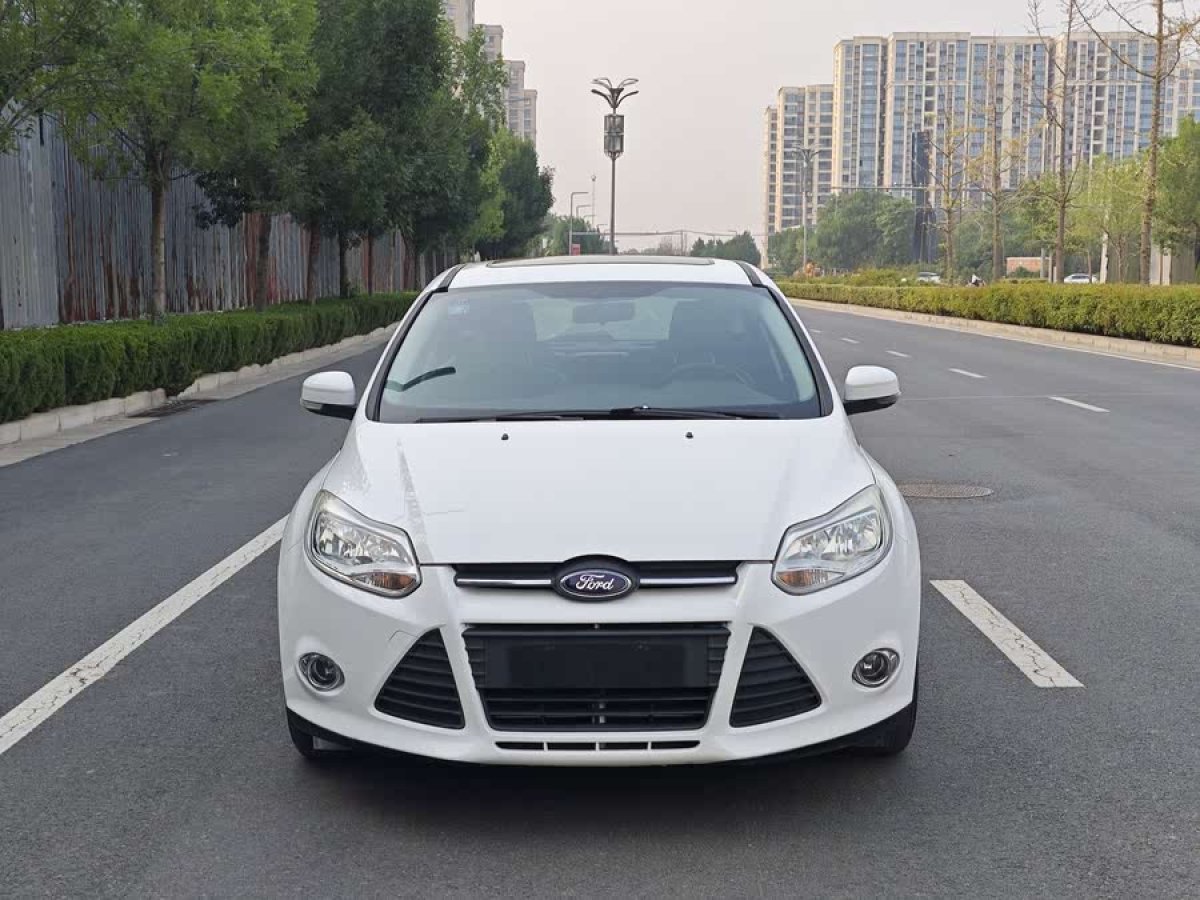 福特 福克斯  2012款 兩廂 1.6L 手動風尚型圖片
