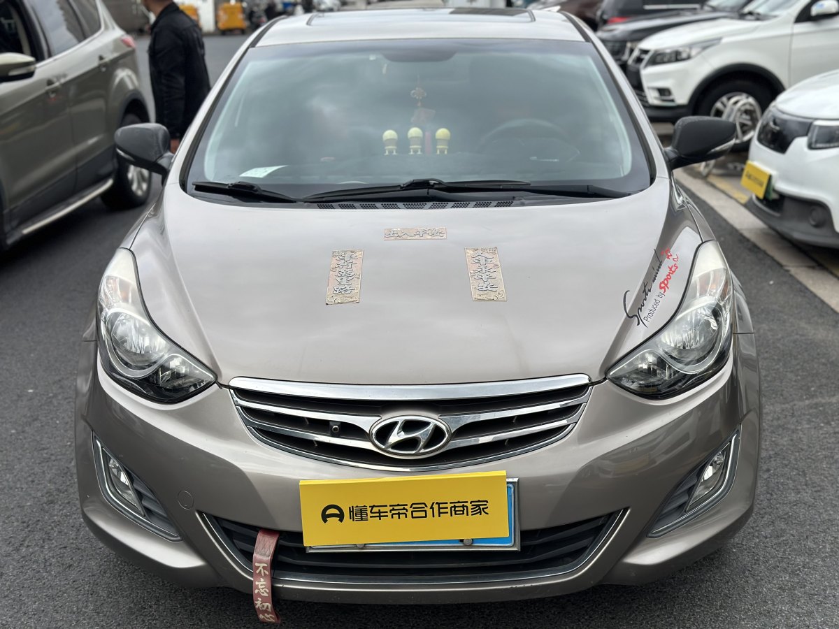 2014年11月現(xiàn)代 朗動  2012款 1.6L 手動領(lǐng)先型