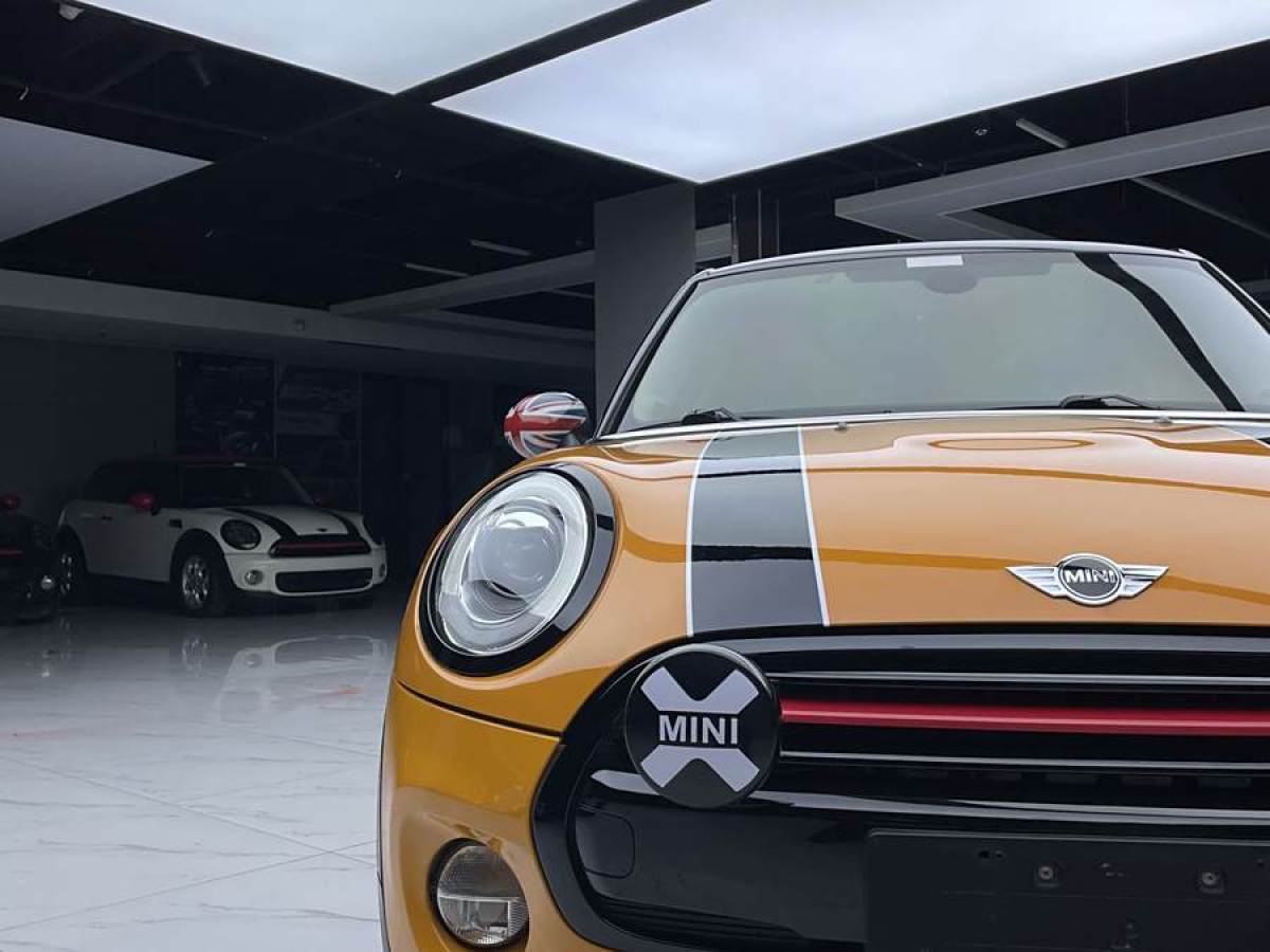 MINI MINI  2015款 1.5T COOPER Excitement 五門版圖片