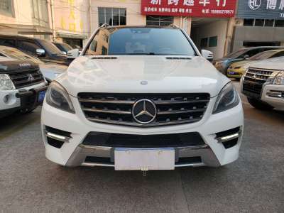 奔驰 奔驰M级(进口) ML 350 豪华型图片