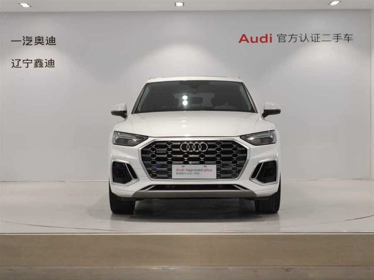 奧迪 奧迪Q5L  2022款 40T 時(shí)尚動(dòng)感型圖片