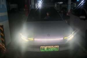 零跑C01 零跑 525舒享版