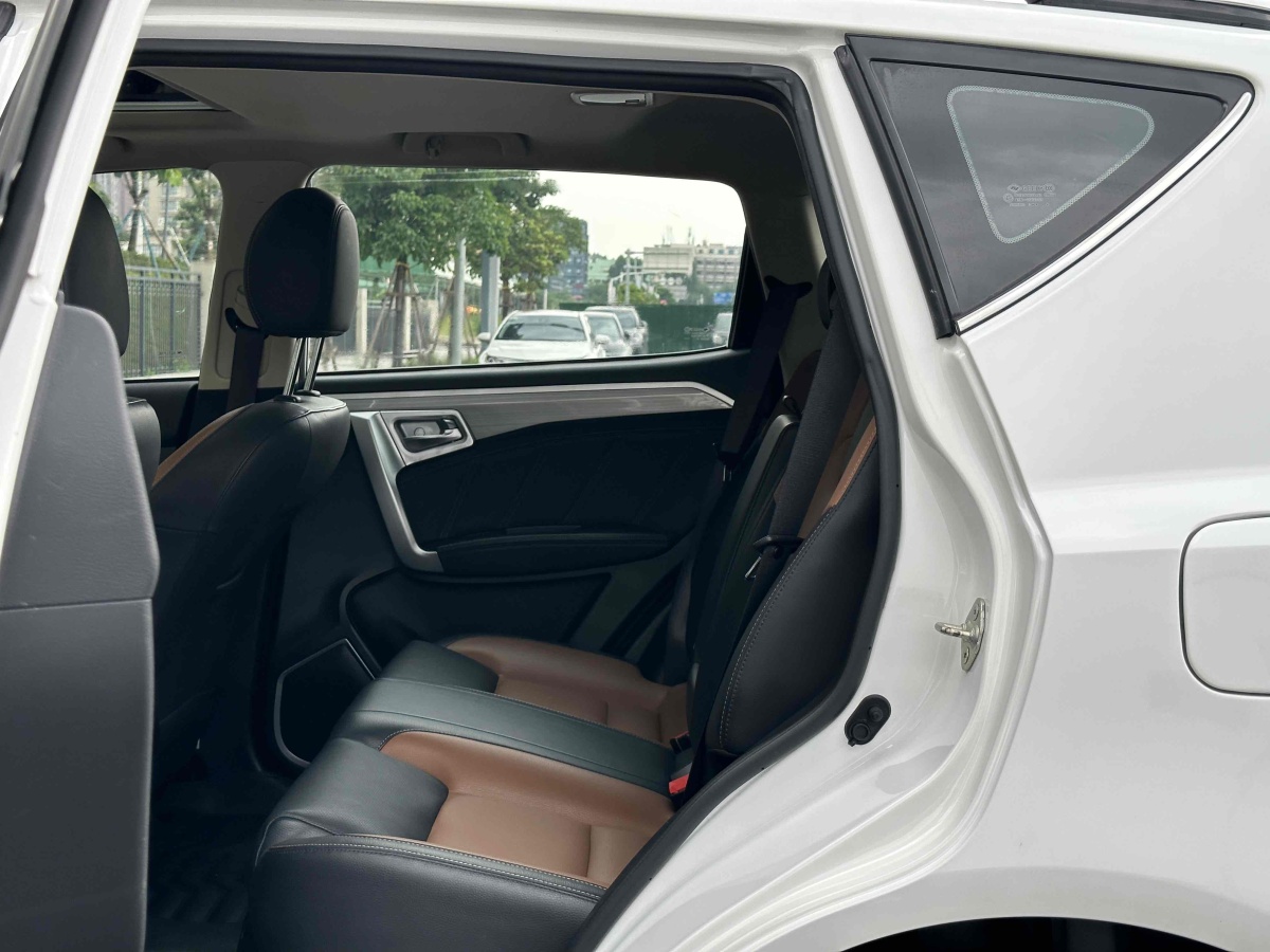 吉利 远景SUV  2016款 1.3T CVT旗舰型图片